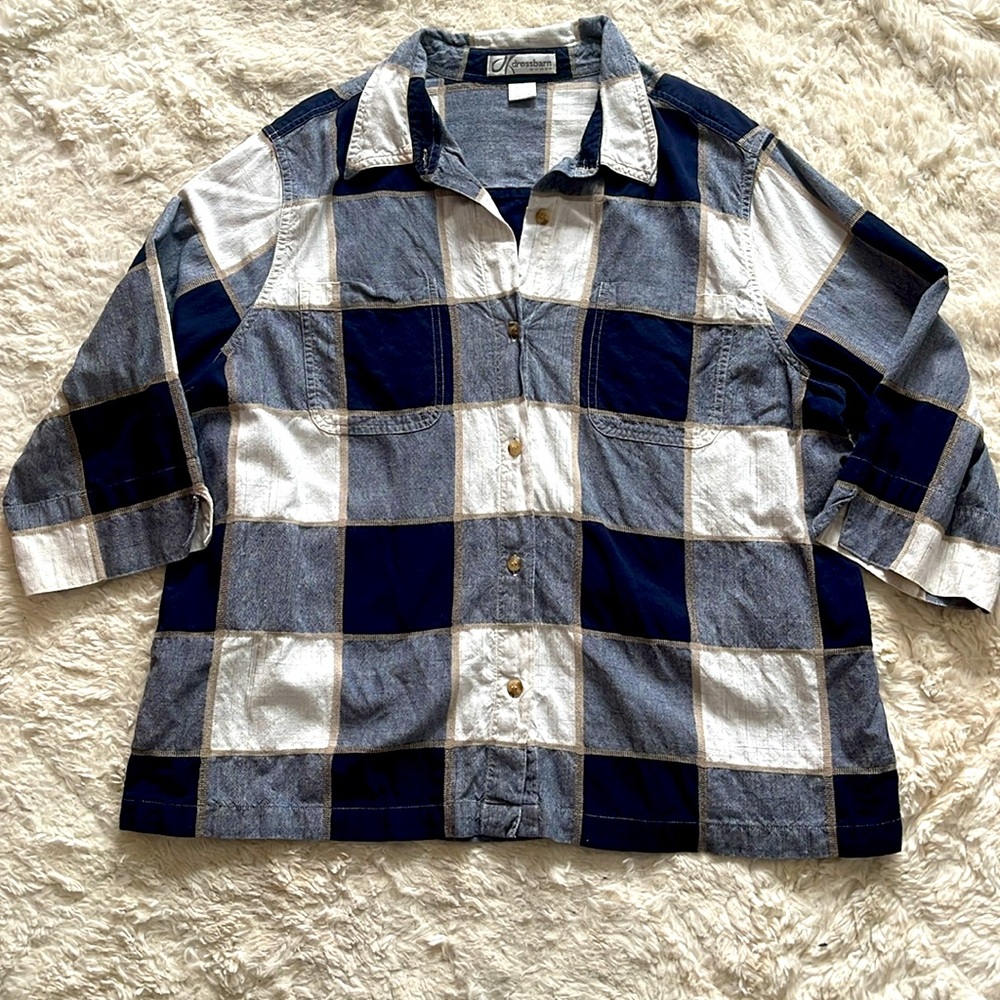 Dress barn 18/20w button up top EUC